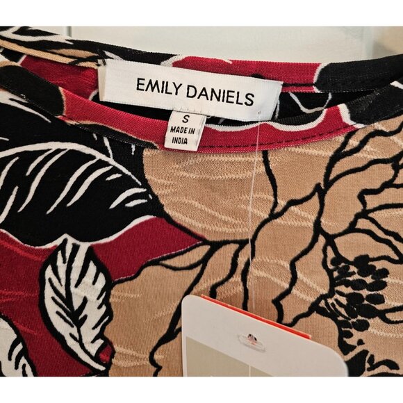 Emily Daniels Red Black Tan Floral Flowers Shirt Stretch Blouse NWT Size S - Picture 7 of 12